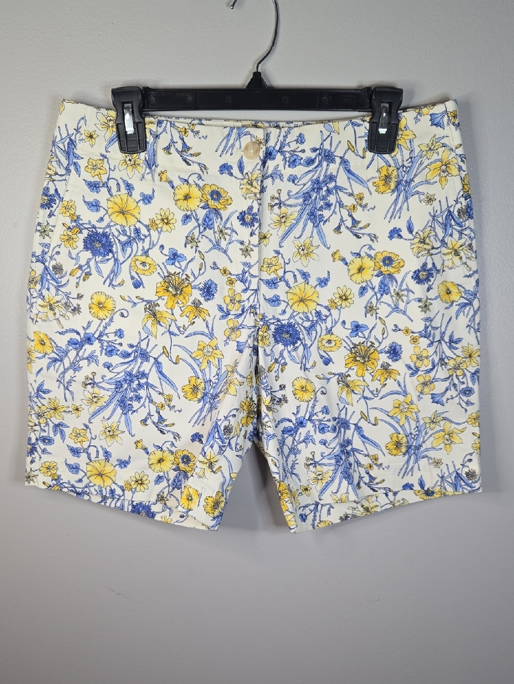Talbot's Sz. 6 Relaxed Chino 7" Floral Print Yellow Blue Preppy Everyday Shorts